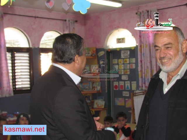 رئيس البلدية عادل بديرفي جولته بمدارس البلدة : ما اجمل ان تصافح وتحتضن هذا الجيل 